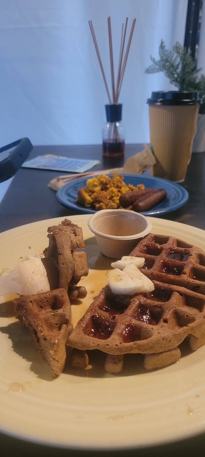 YG Urban Cafe: food & drinks