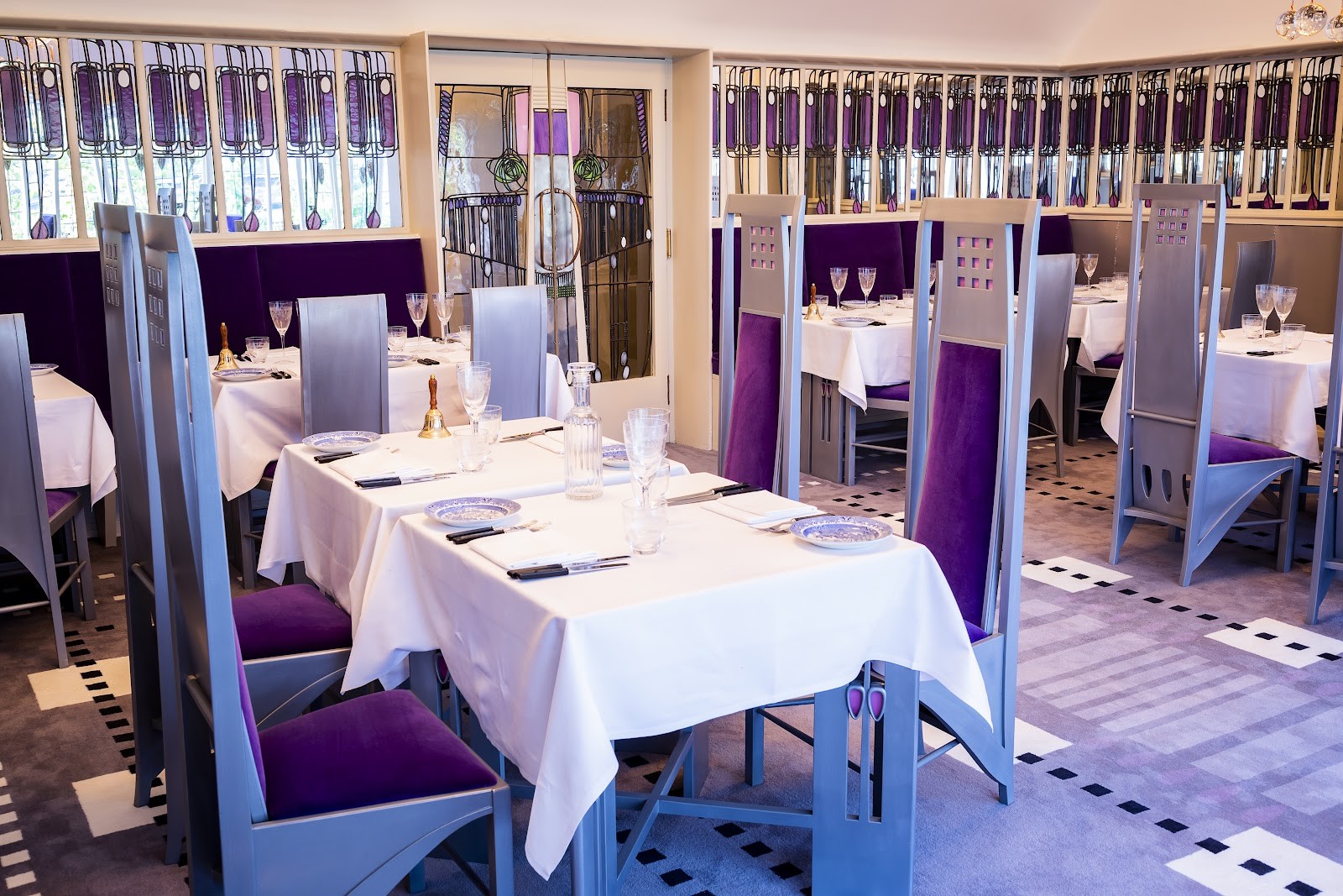 The Mackintosh Tearooms: the place