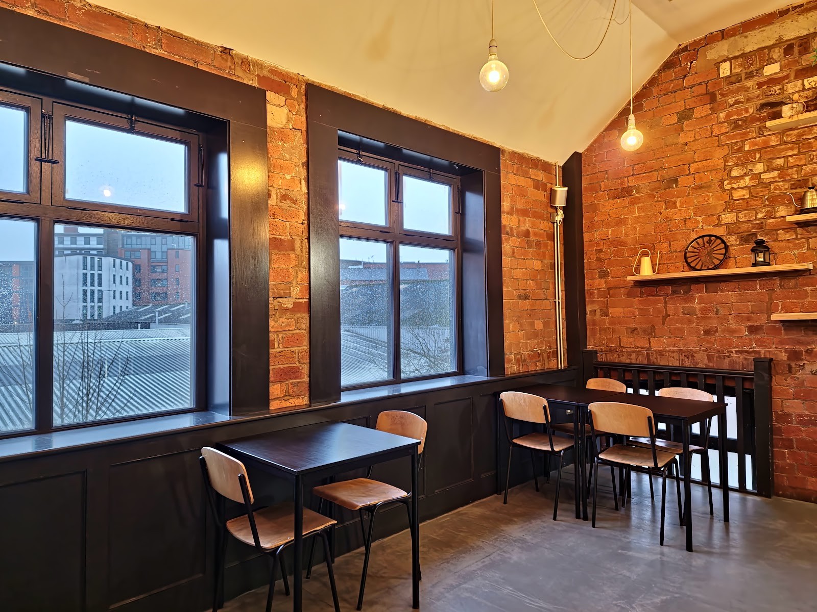 Birdhouse Tea Bar & Kitchen: the place
