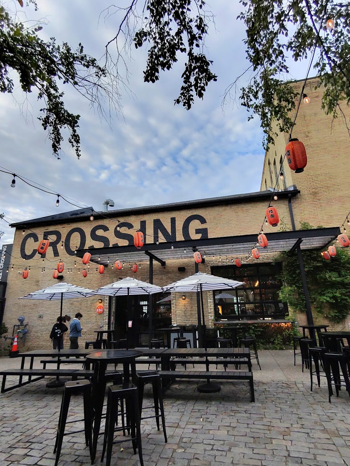 Eat Street Crossing: the place