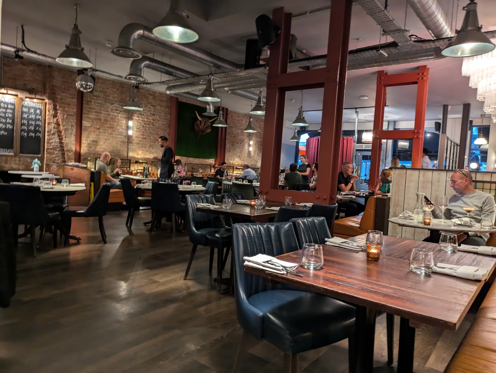 Pasture Restaurant Cardiff: the place