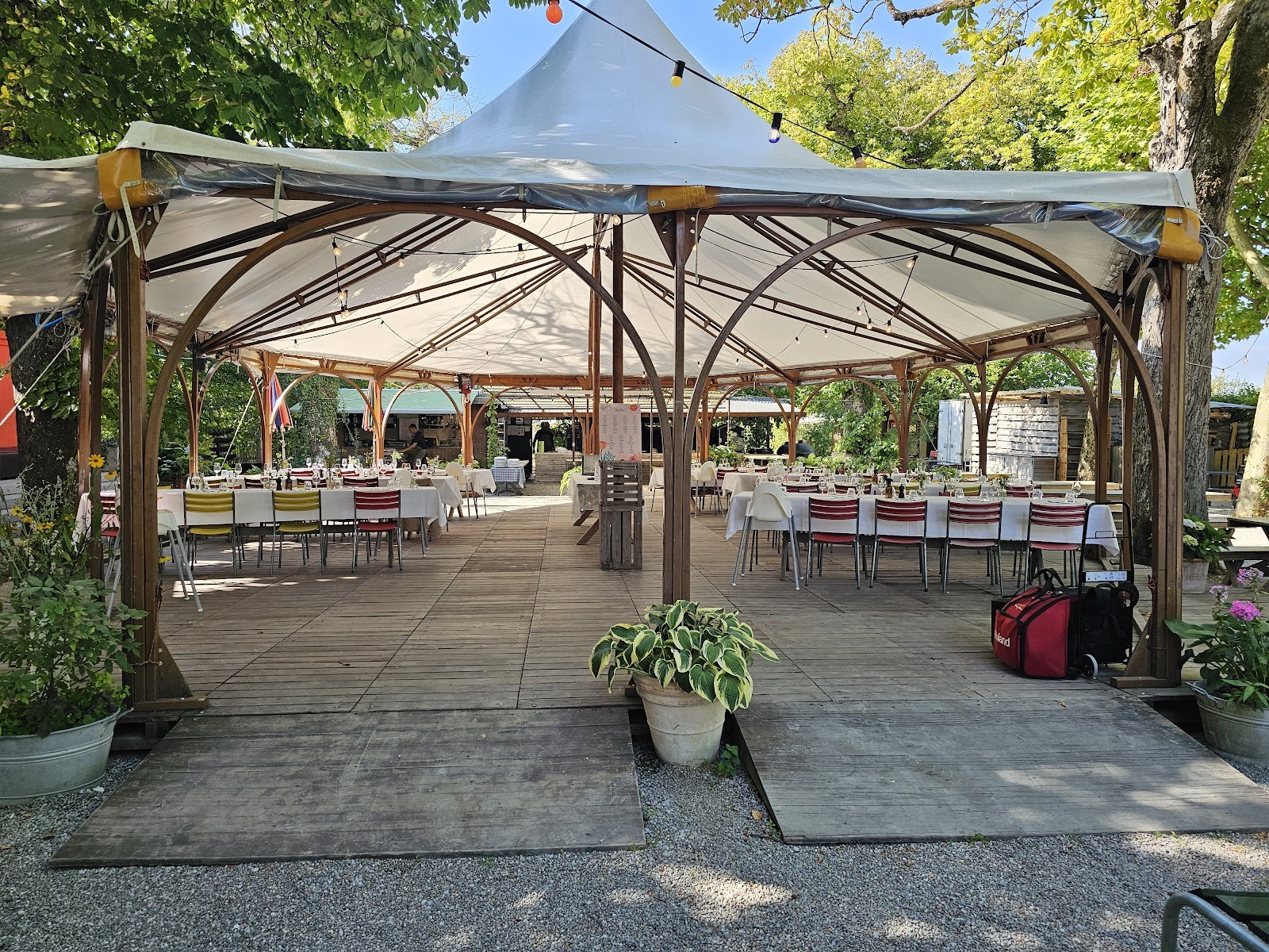 Wirtschaft Ziegelhütte: the place