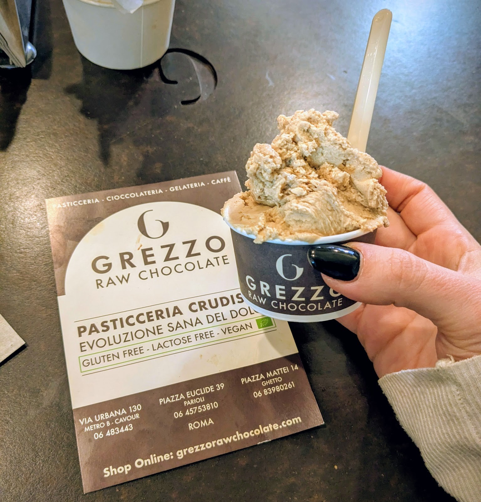 Grezzo Raw Chocolate - Piazza Euclide: food & drinks