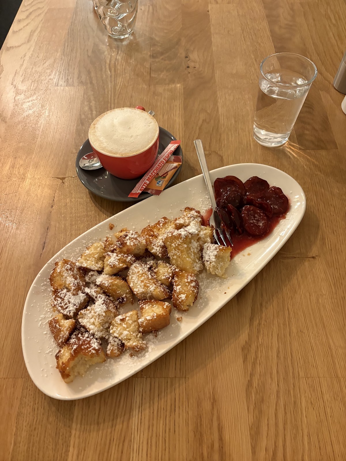 Velani Restaurant - 1120: food & drinks