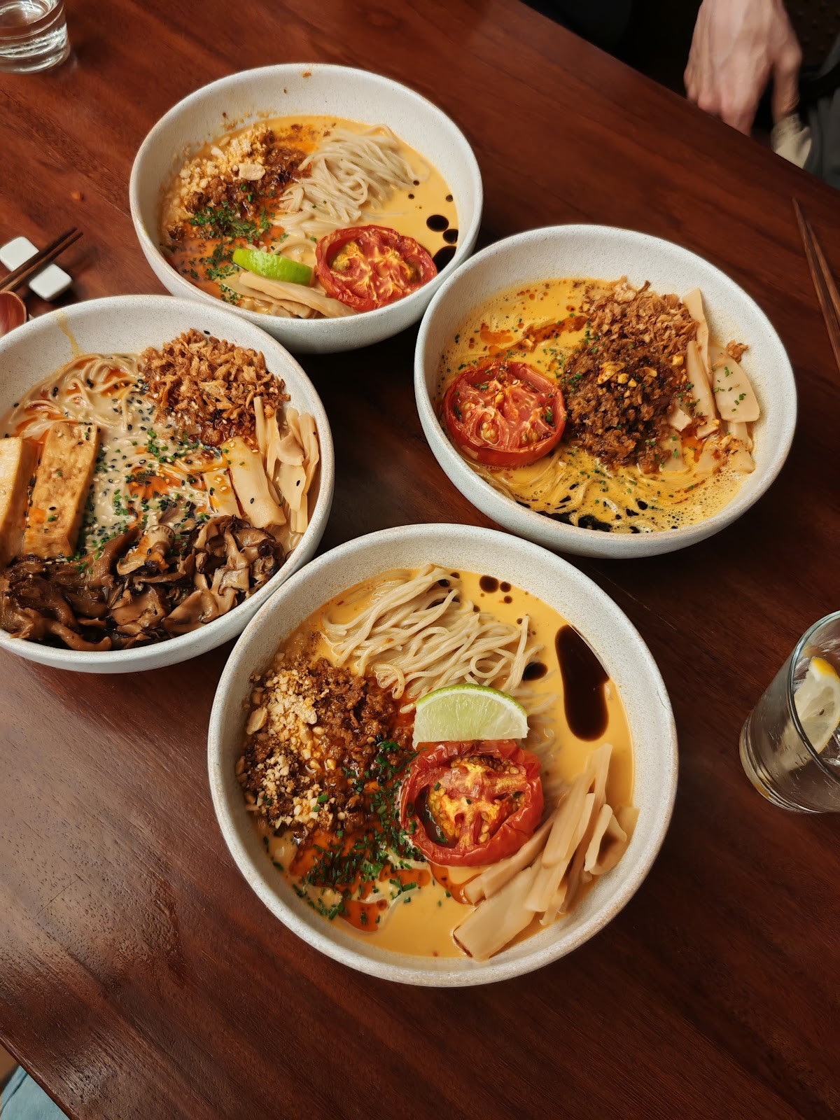 UMAMI PLANT BASED: food & drinks