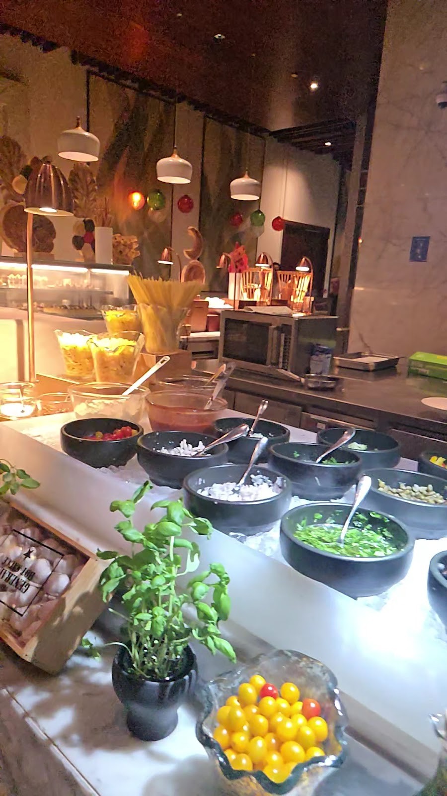 The Market: the place