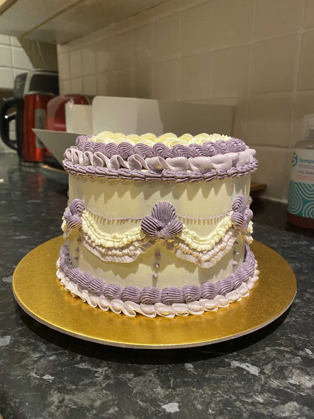 Kindulge - Vegan cakes and bakery: food & drinks