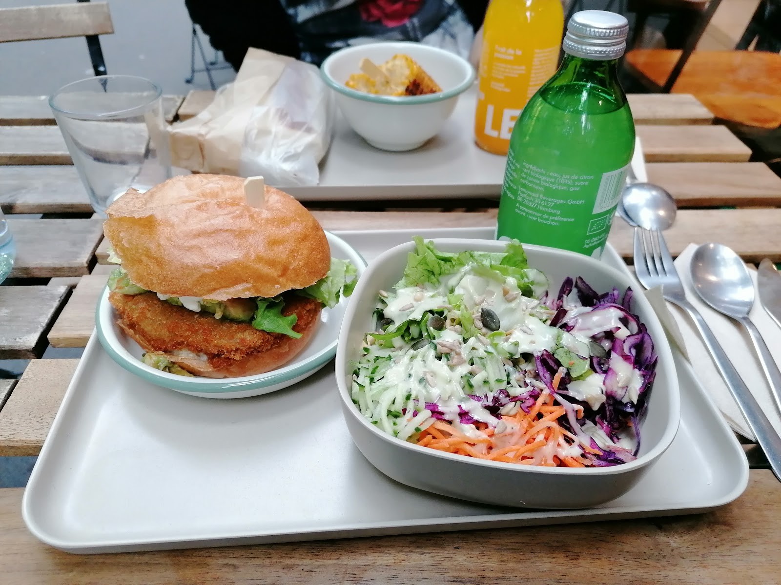 Season Square: food & drinks