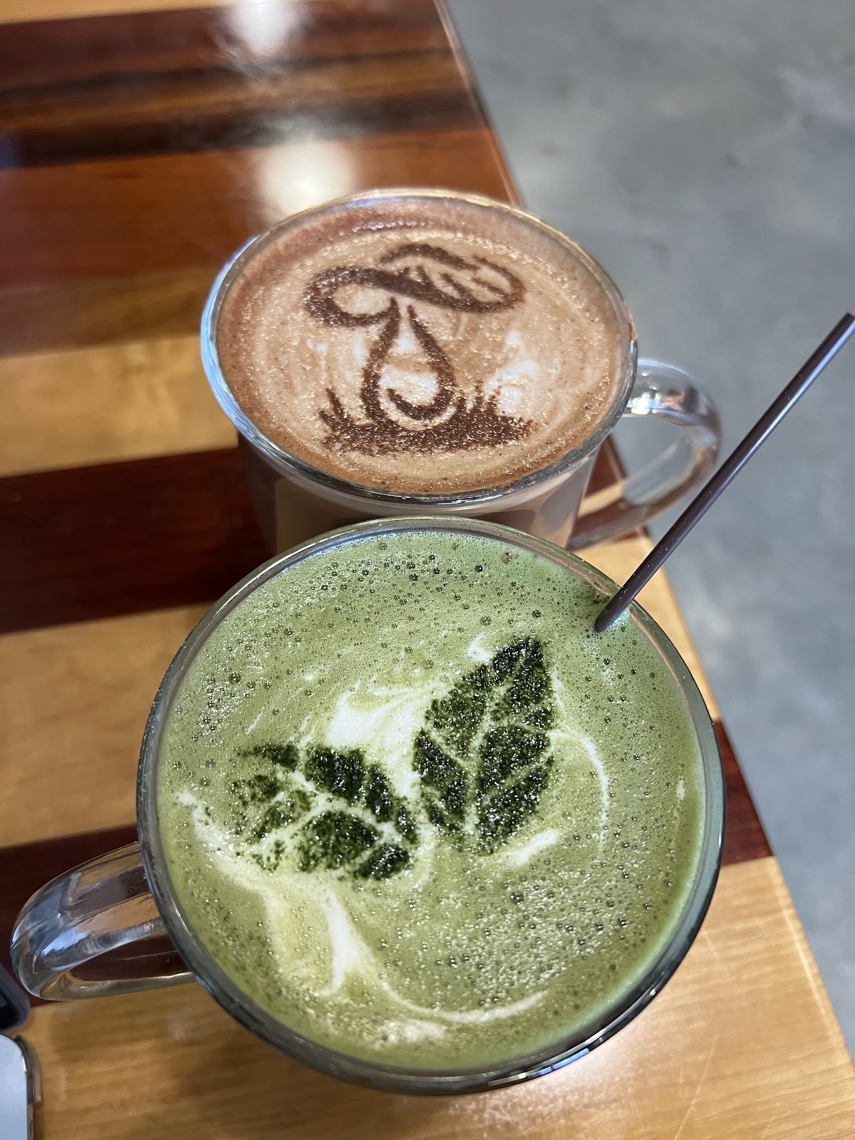 The Dusted Cup: food & drinks
