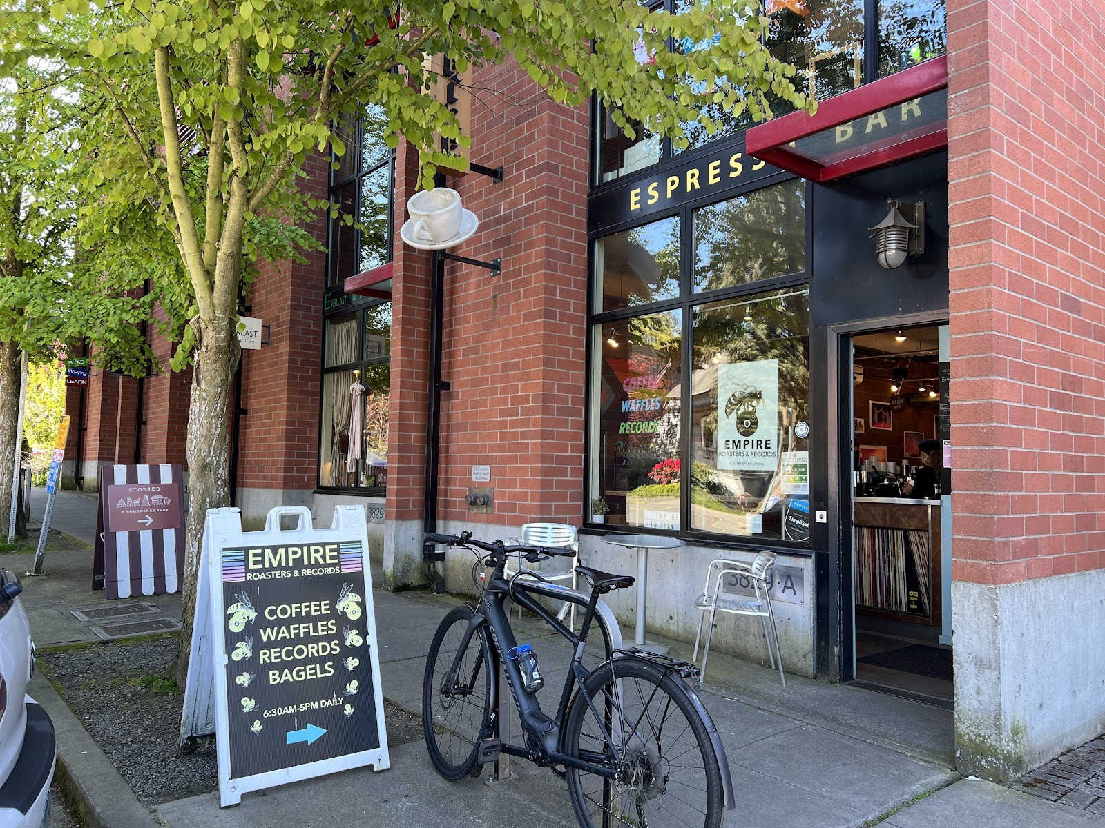 Empire Roasters & Records: the place