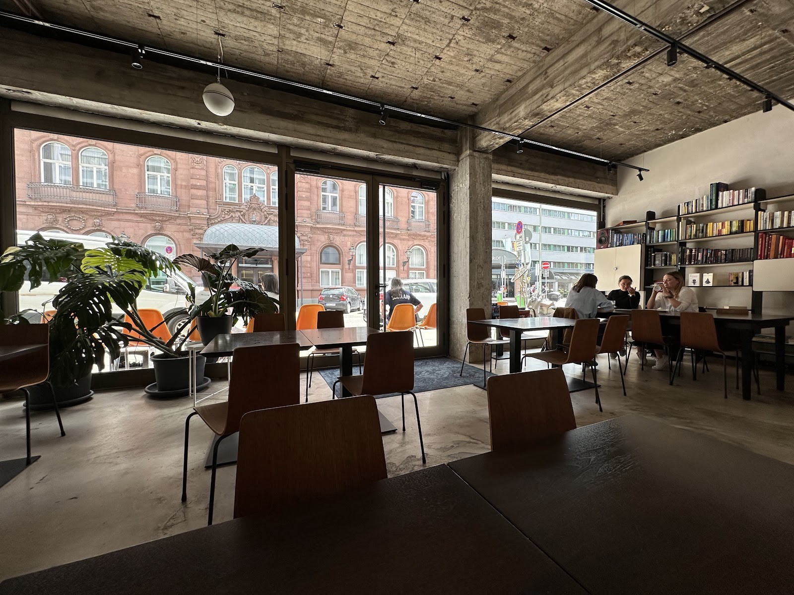 gutviertel: the place