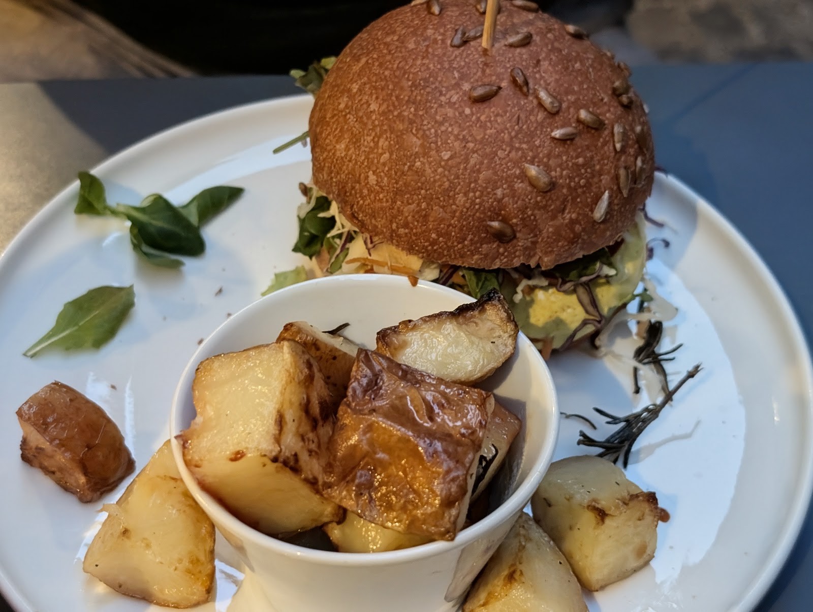 Botanica Lab Cucina: food & drinks