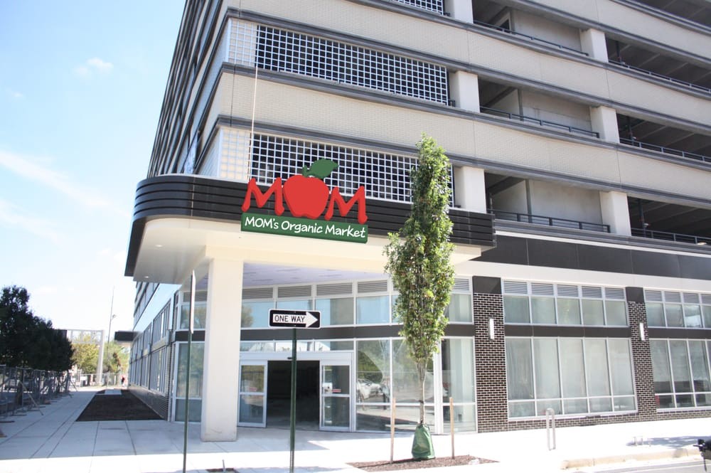 MOM's Organic Market: the place