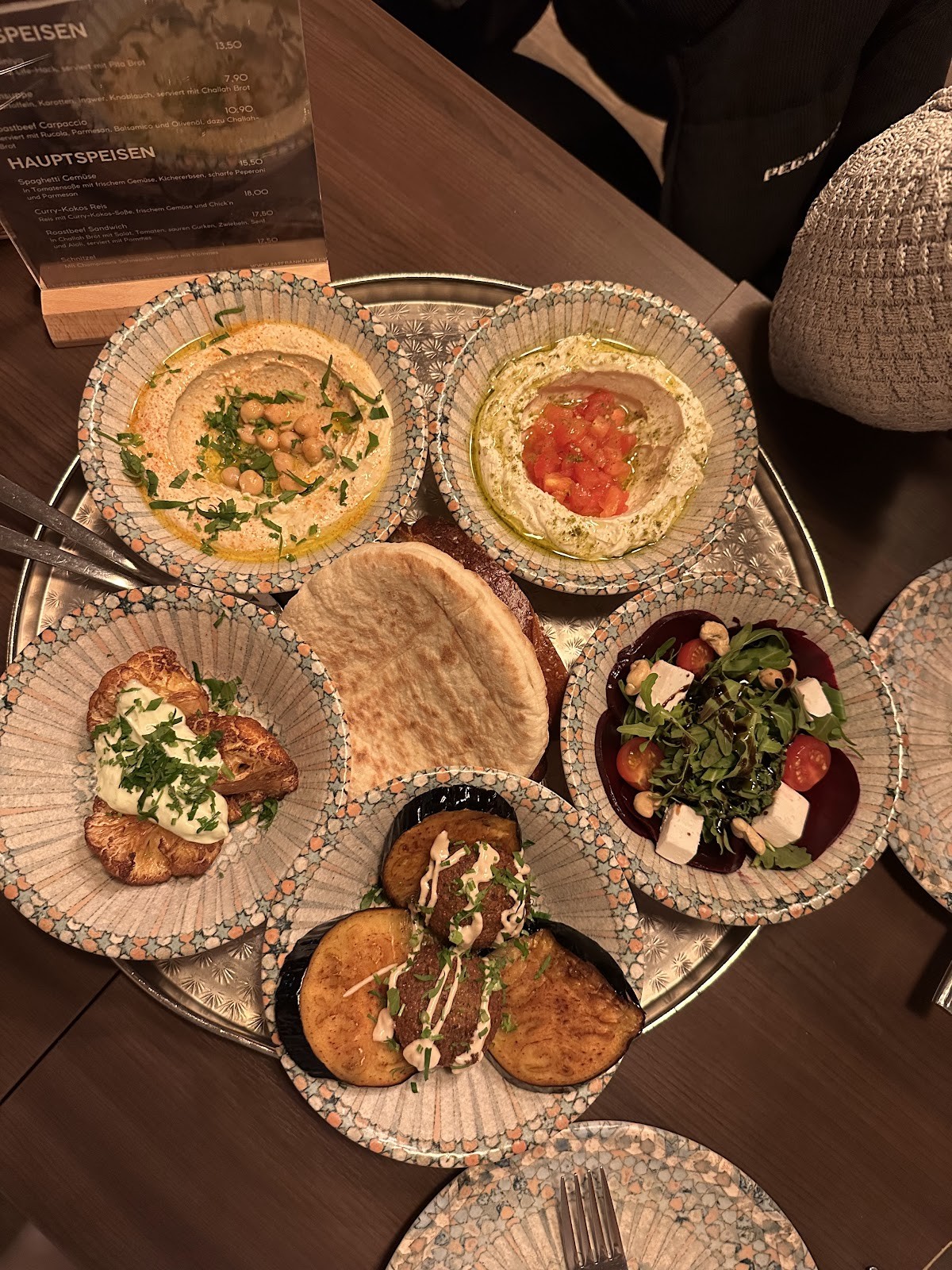 269 TwoSixNine Vegan Restaurant Frankfurt: food & drinks