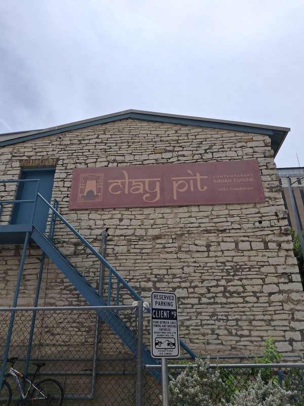 Clay Pit Contemporary Indian Cuisine: photo 4