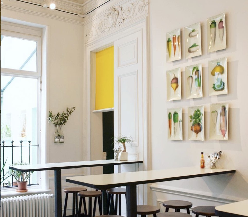 Le Botaniste: the place