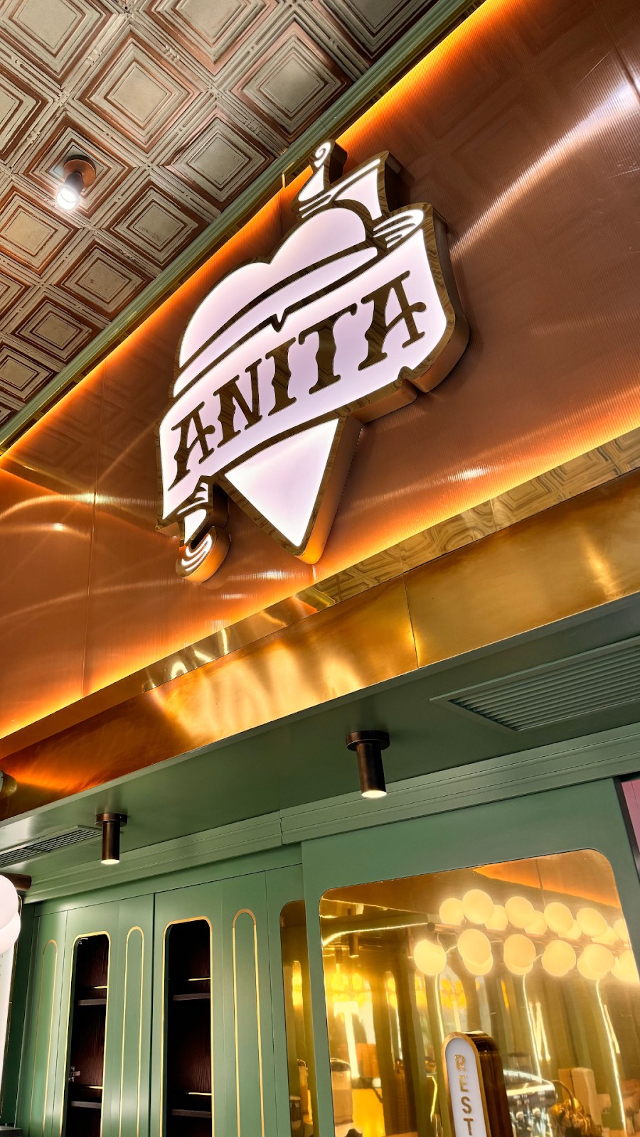 Anita Gelato: the place