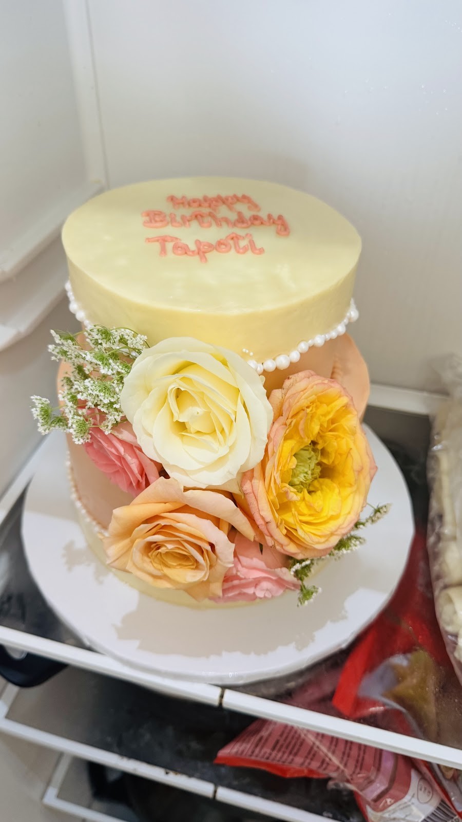Glossy cakes: food & drinks