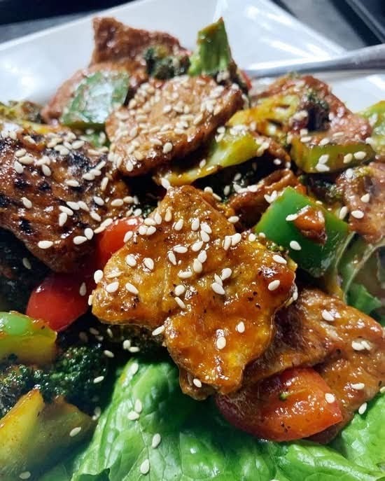 Alice & Friends' Vegan Kitchen: food & drinks