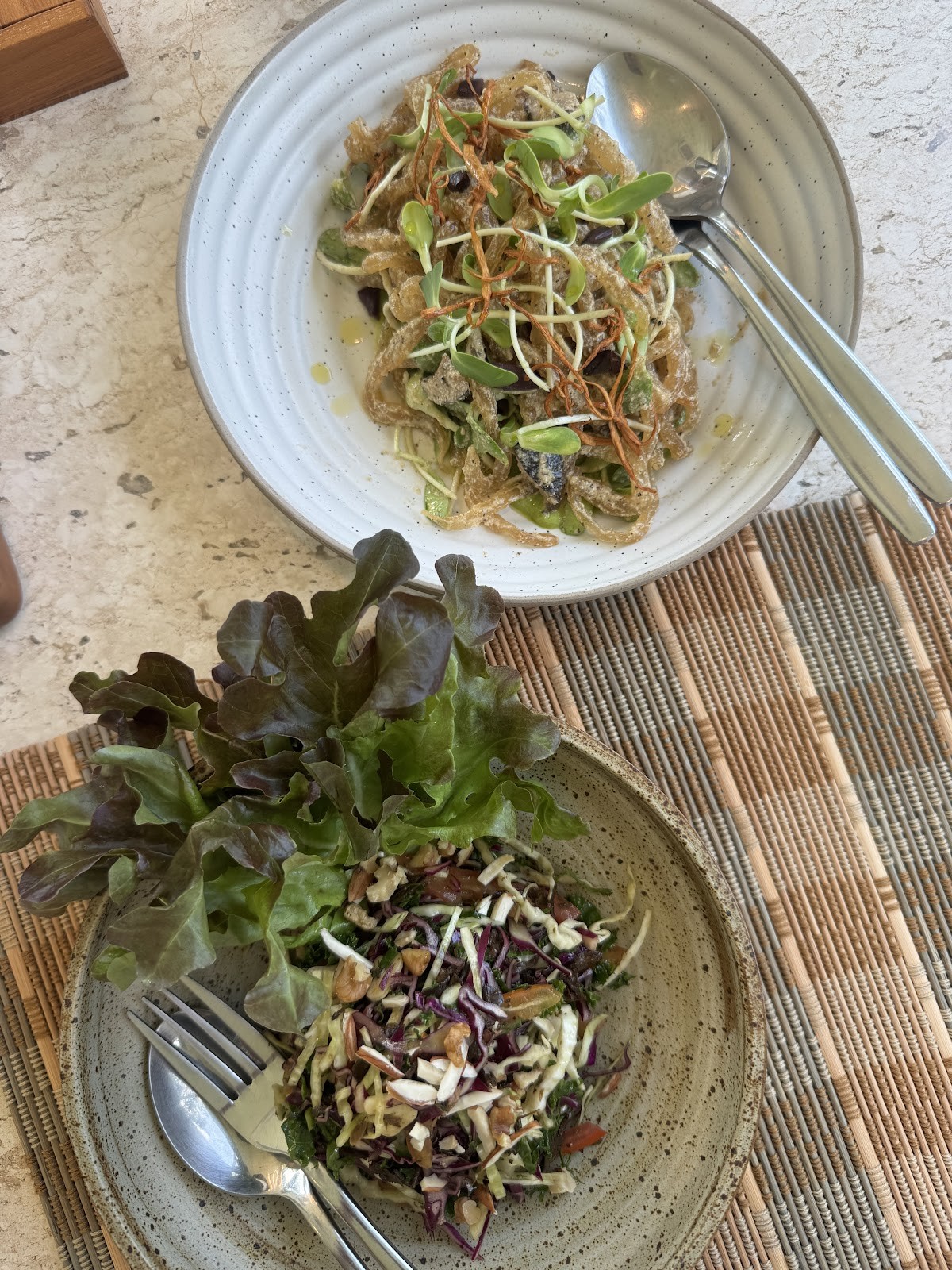 Living Table Bangkok: food & drinks