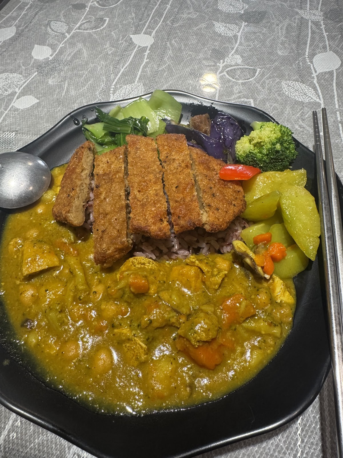 Jiā Hé 家和素食: food & drinks