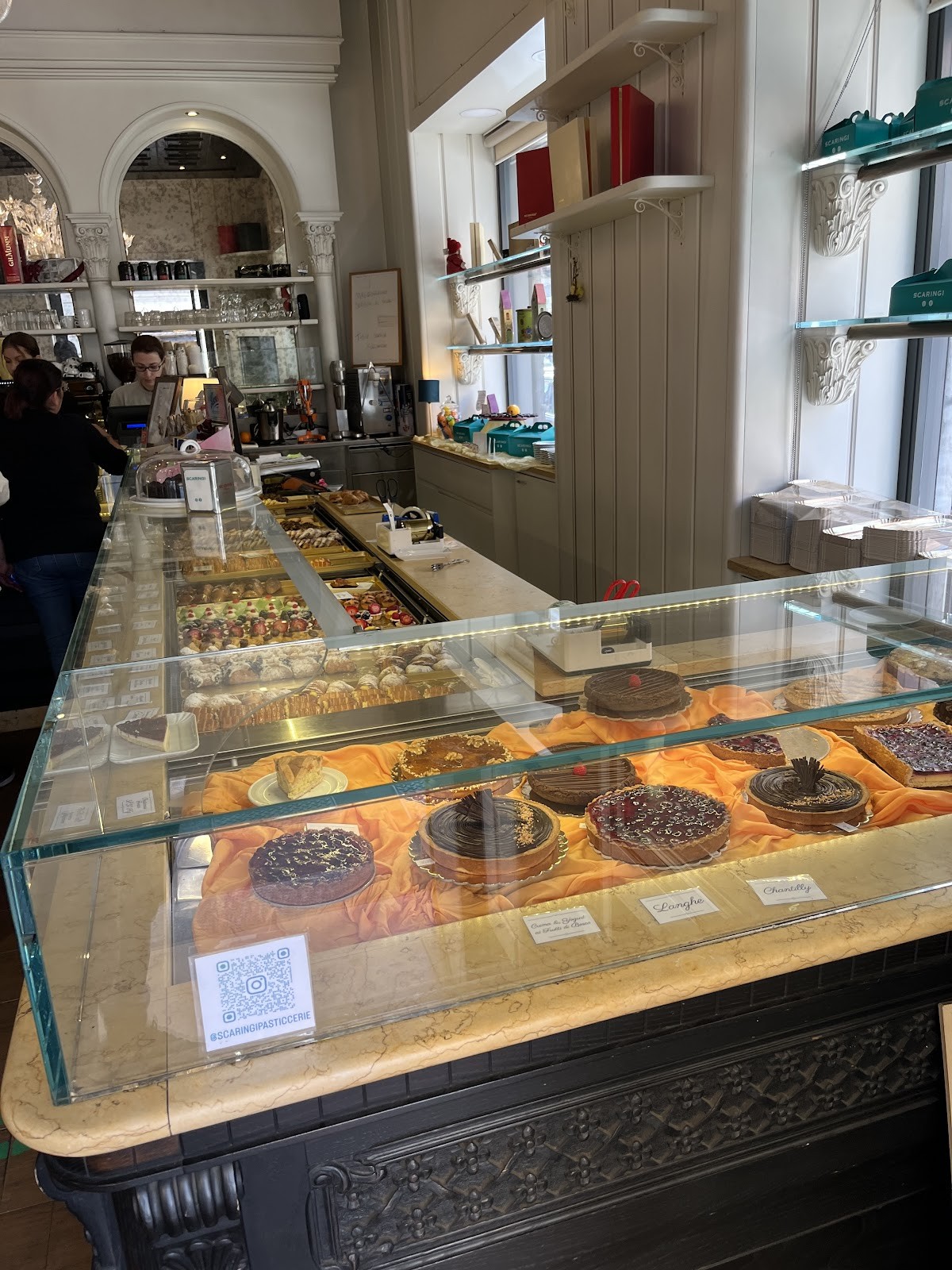 Pasticceria Scaringi: the place