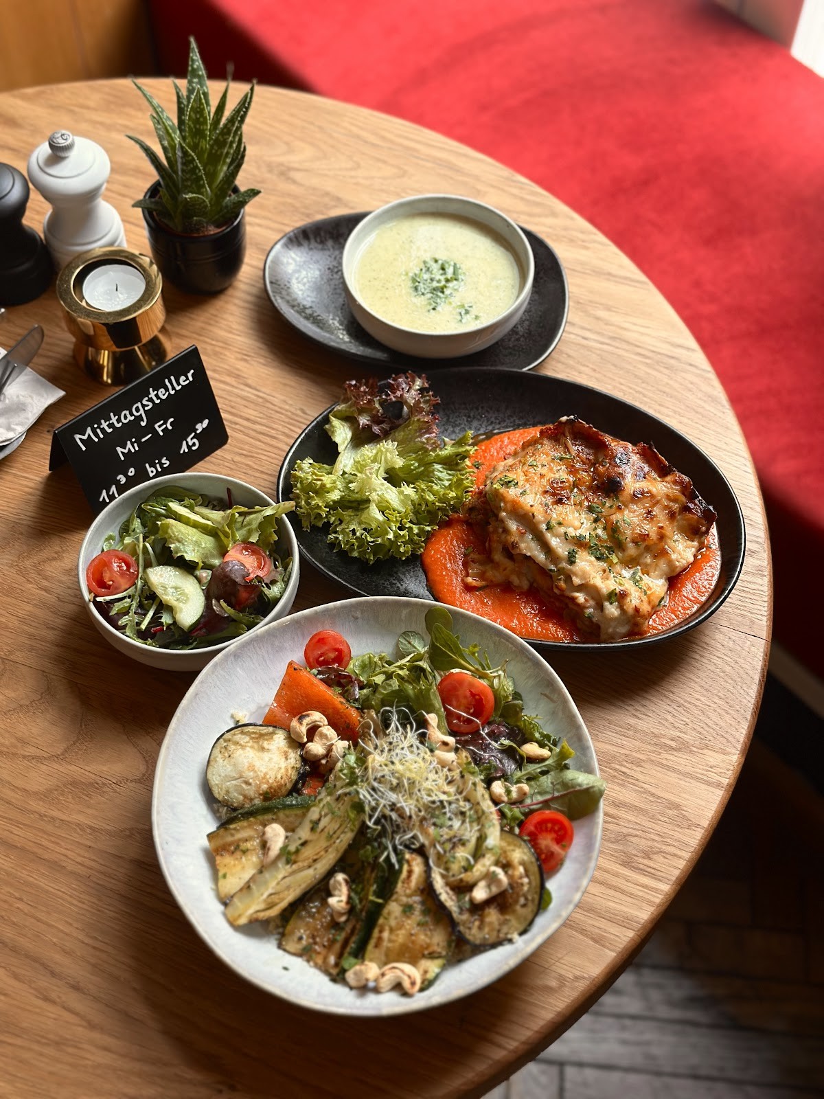 SOULA - mindful eatery & drinks: food & drinks
