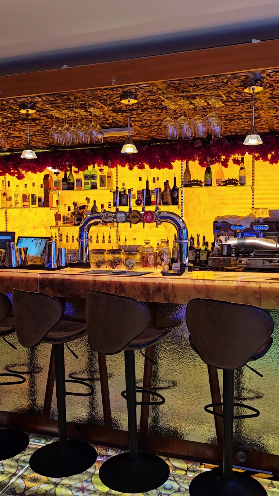 Sthan M1: the place