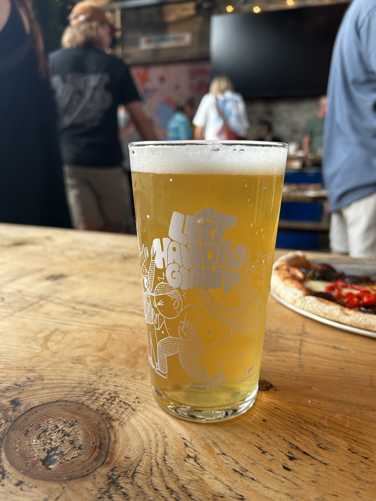 Left Handed Giant Brewpub: food & drinks