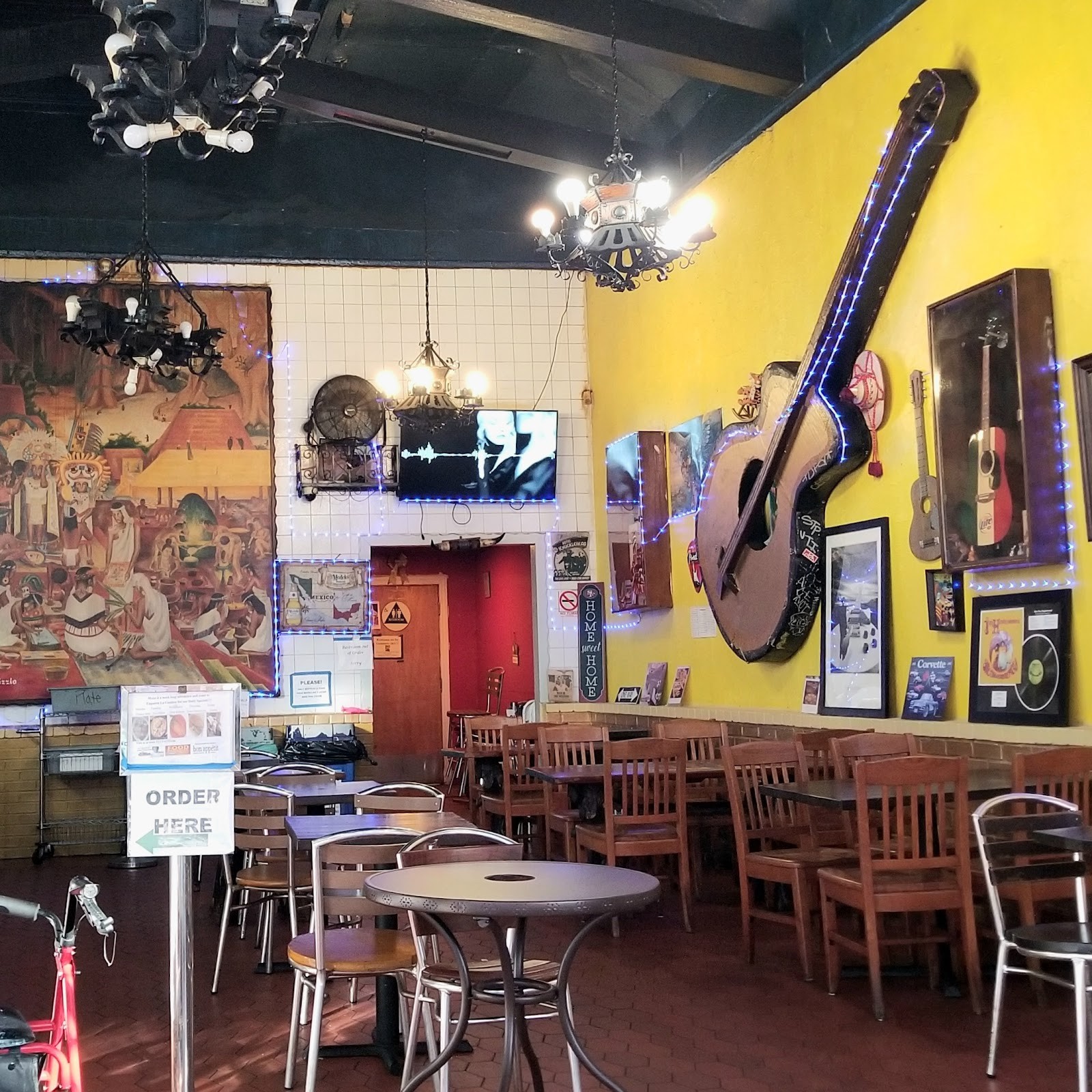 La Cumbre Taqueria SF: the place