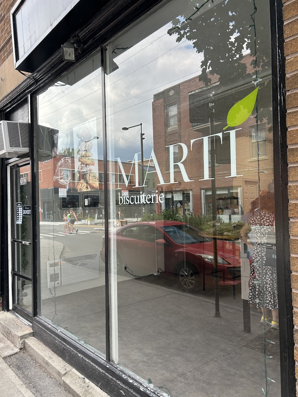 Martí Biscuiterie: the place
