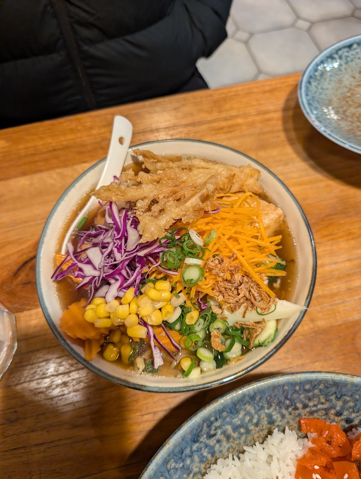 Cookatoo Kitchen - 100% Vegan: food & drinks