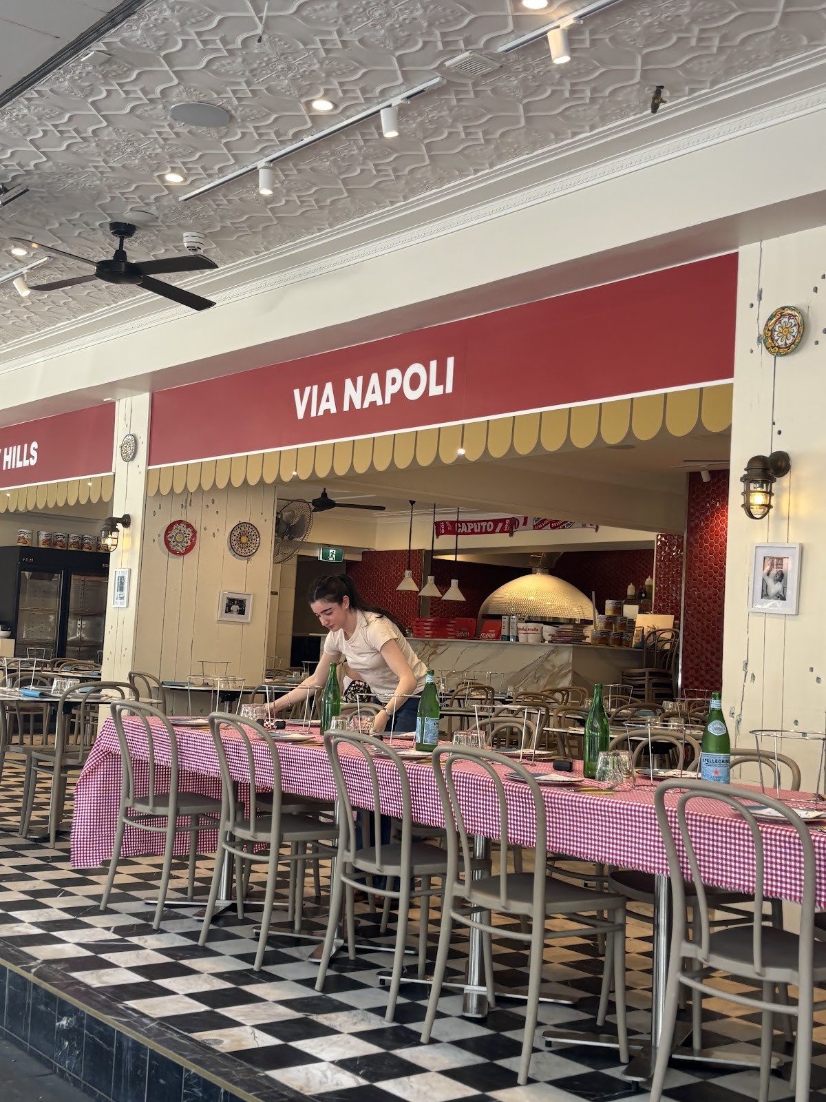 Via Napoli Pizzeria Surry Hills: the place