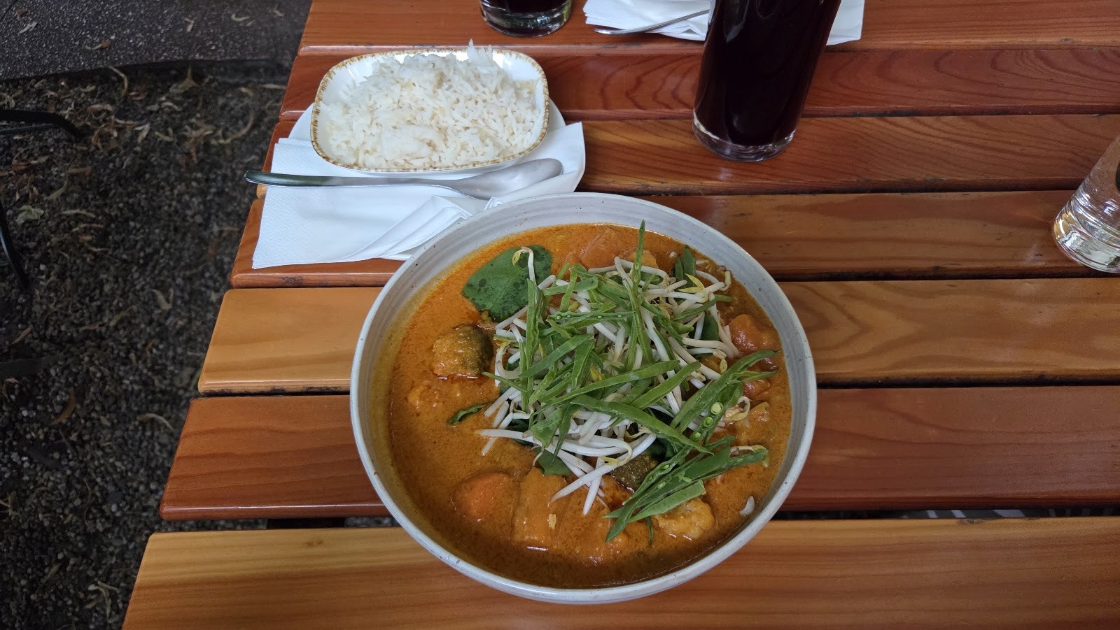 Hollerei: food & drinks