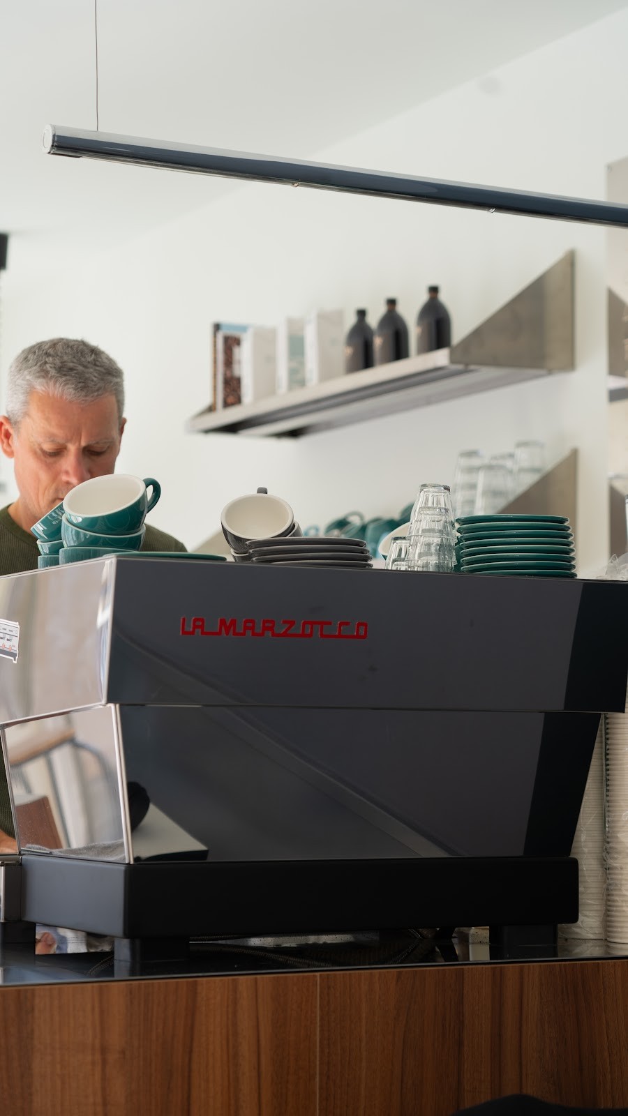 El Slo Café: the place