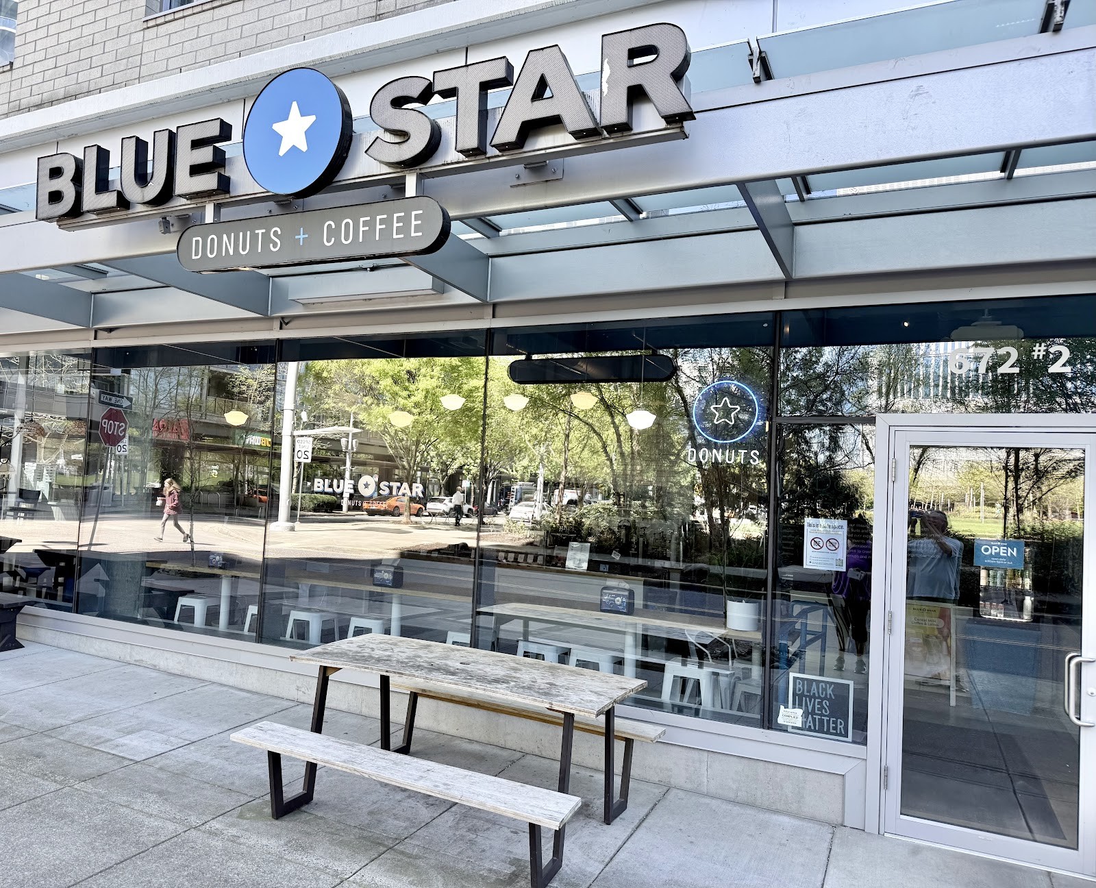 Blue Star Donuts: the place
