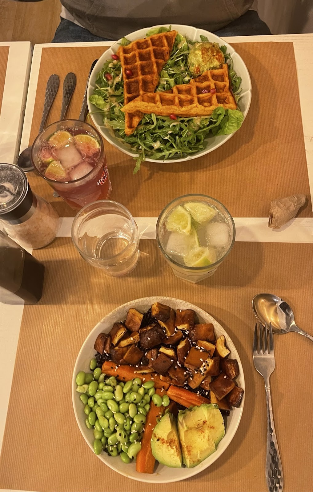 Riz Riz Paradis: food & drinks