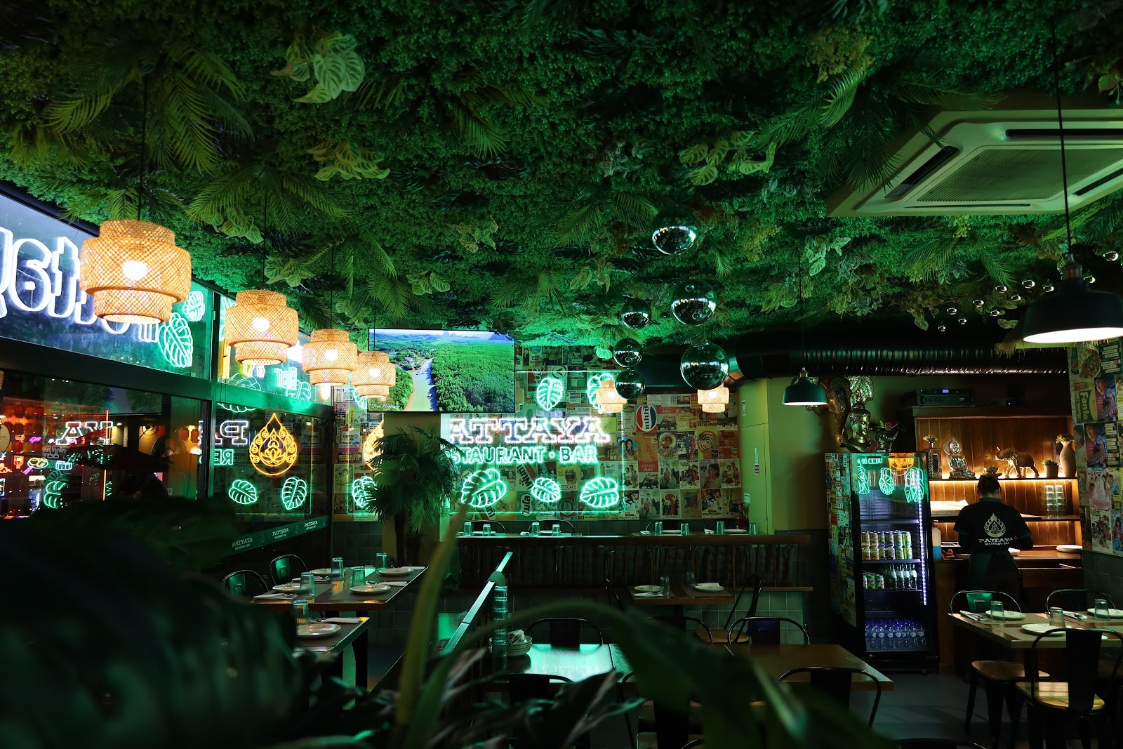 Pattaya Restaurant: the place