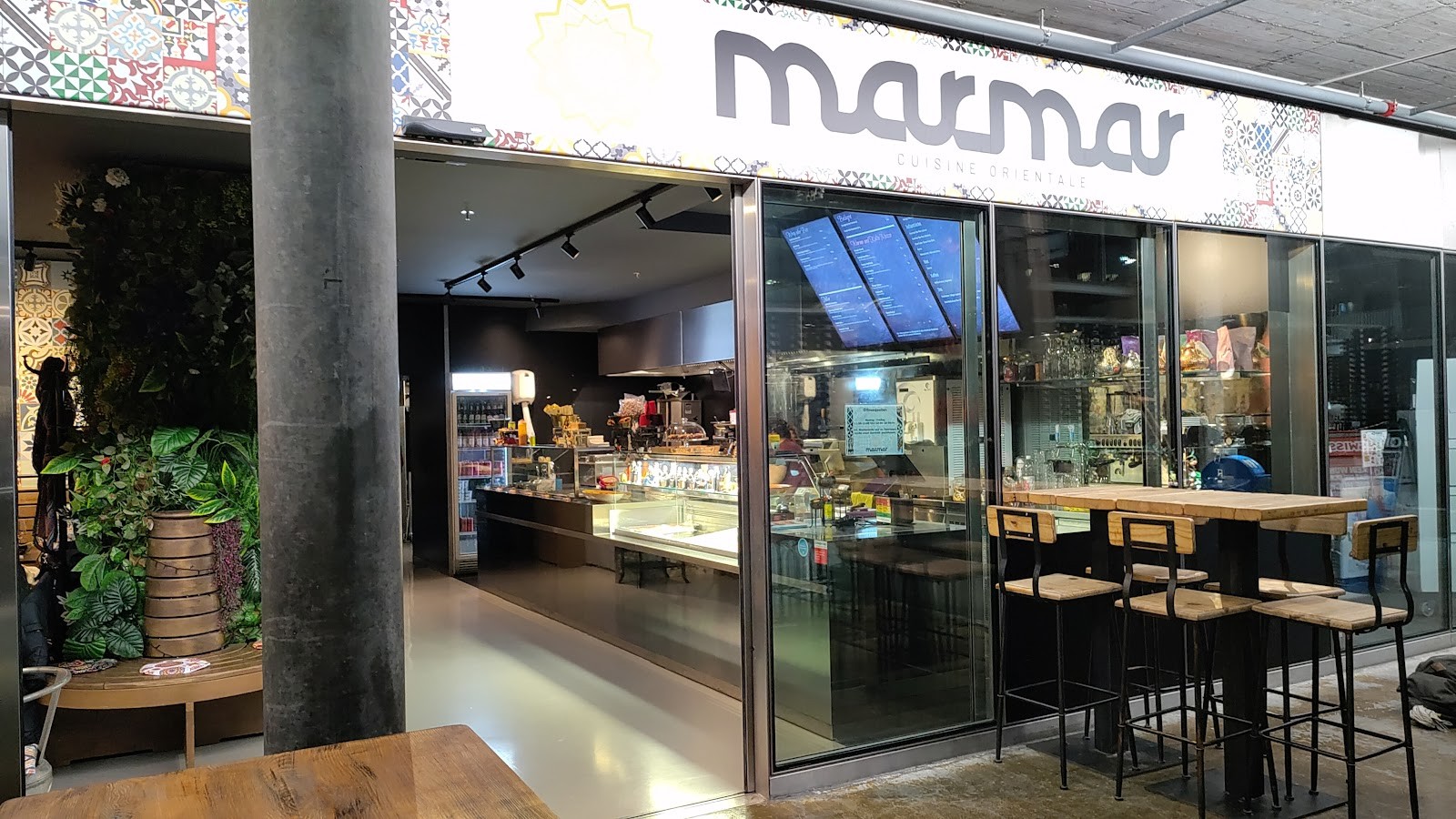 marmar cuisine orientale: the place