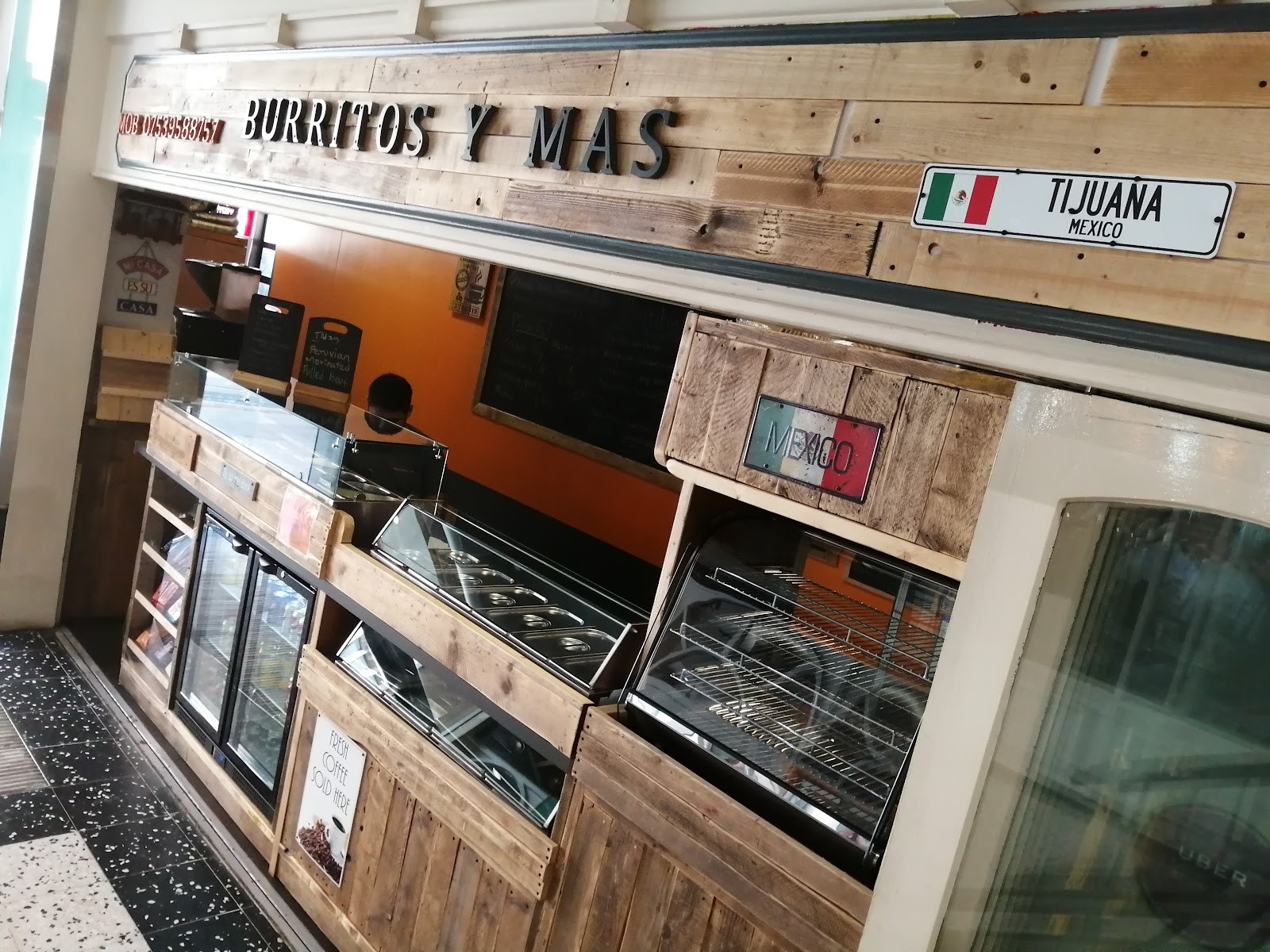 Burritos Y Mas: the place