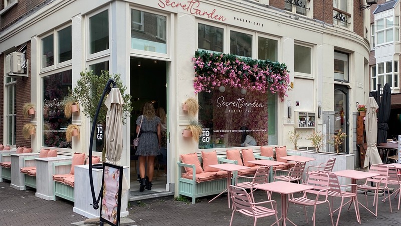 Secret Garden Bakery: photo