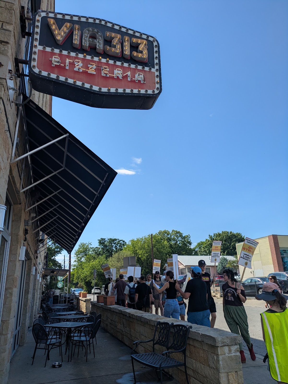 Via 313 - Guadalupe: the place