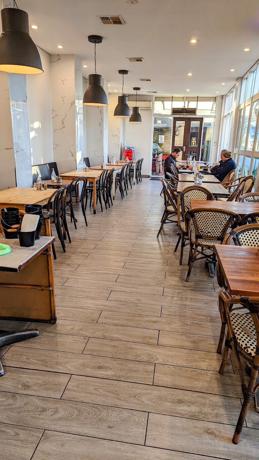 Mascot Corner Cafe Bar: the place