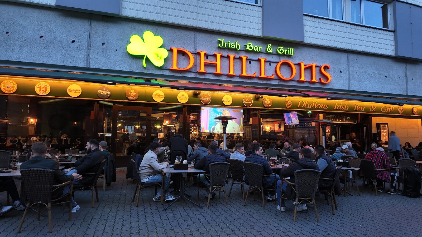 Dhillons: the place