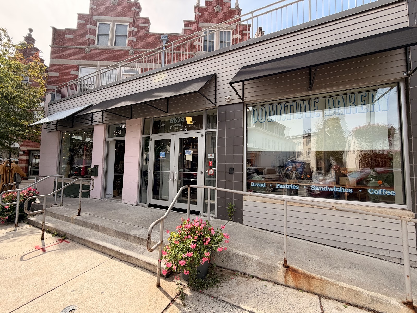 Downtime Bakery: the place