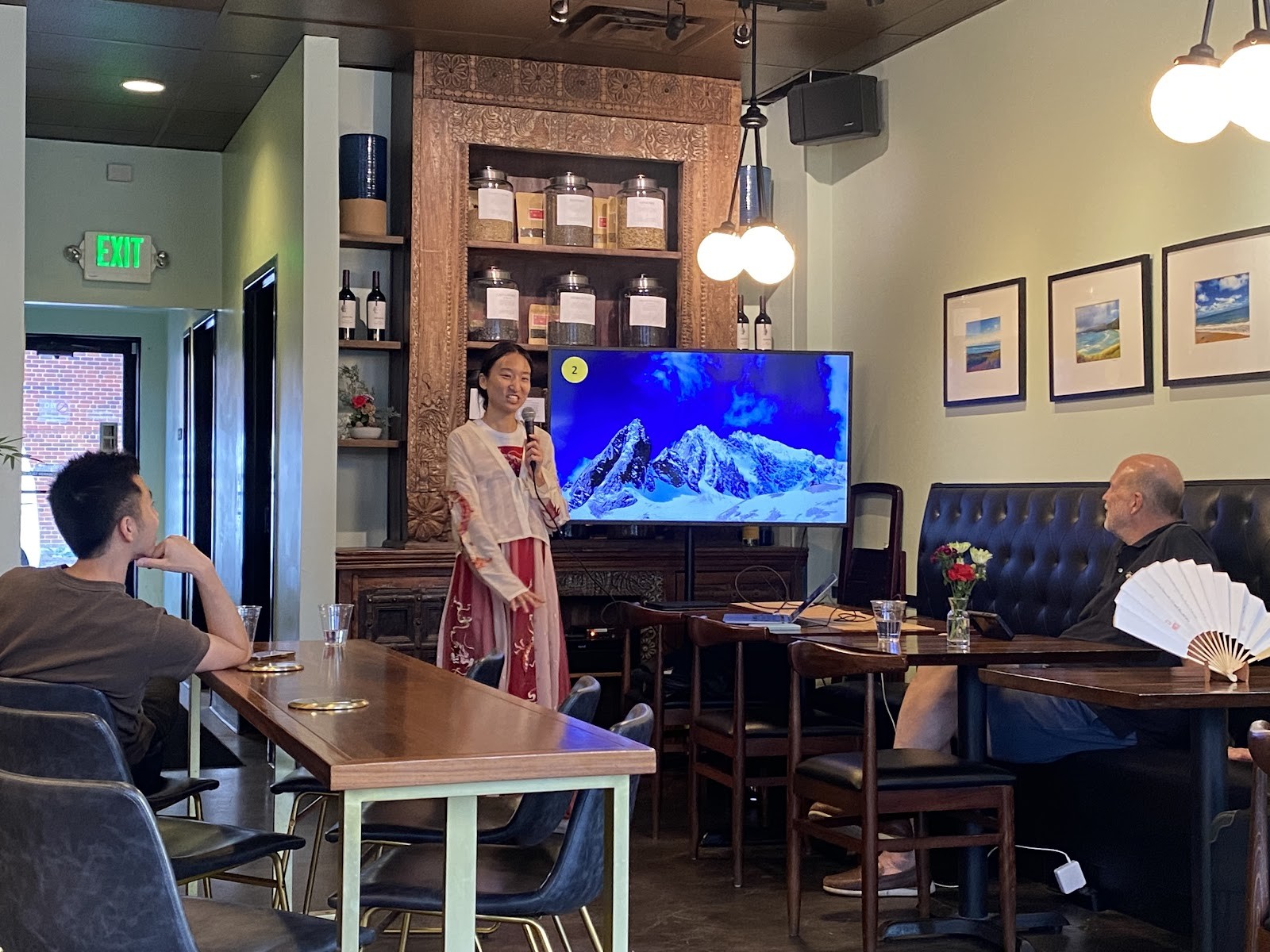 Kochi Cafe: the place