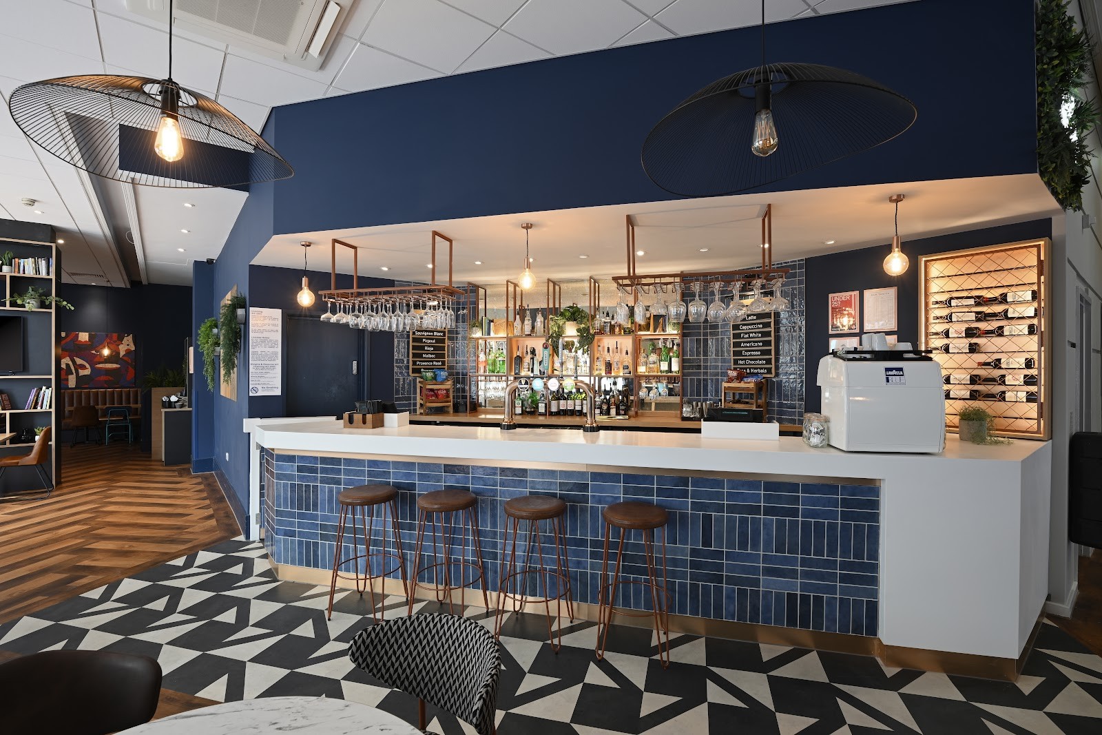Travelodge Brighton Seafront: the place