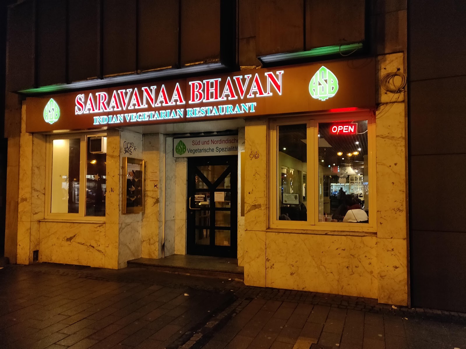 Saravanaa Bhavan: the place