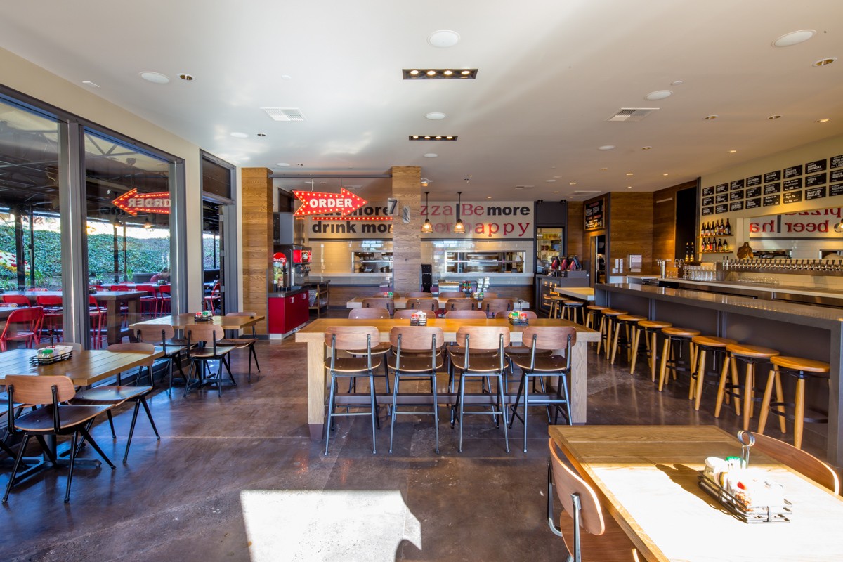 Regents Pizzeria: the place