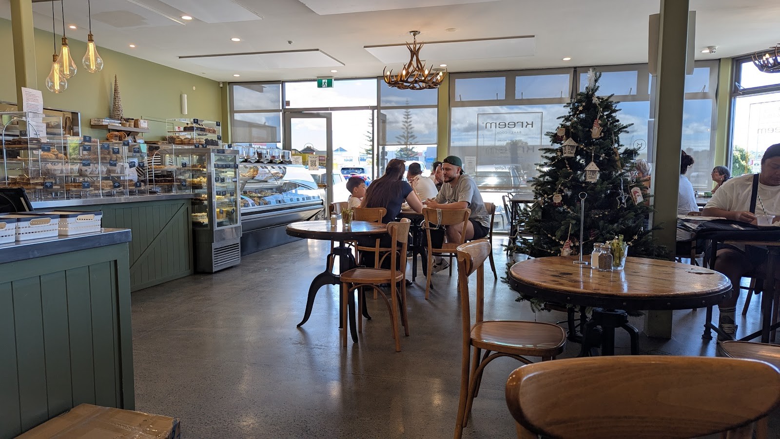 Kreem Cafe: the place